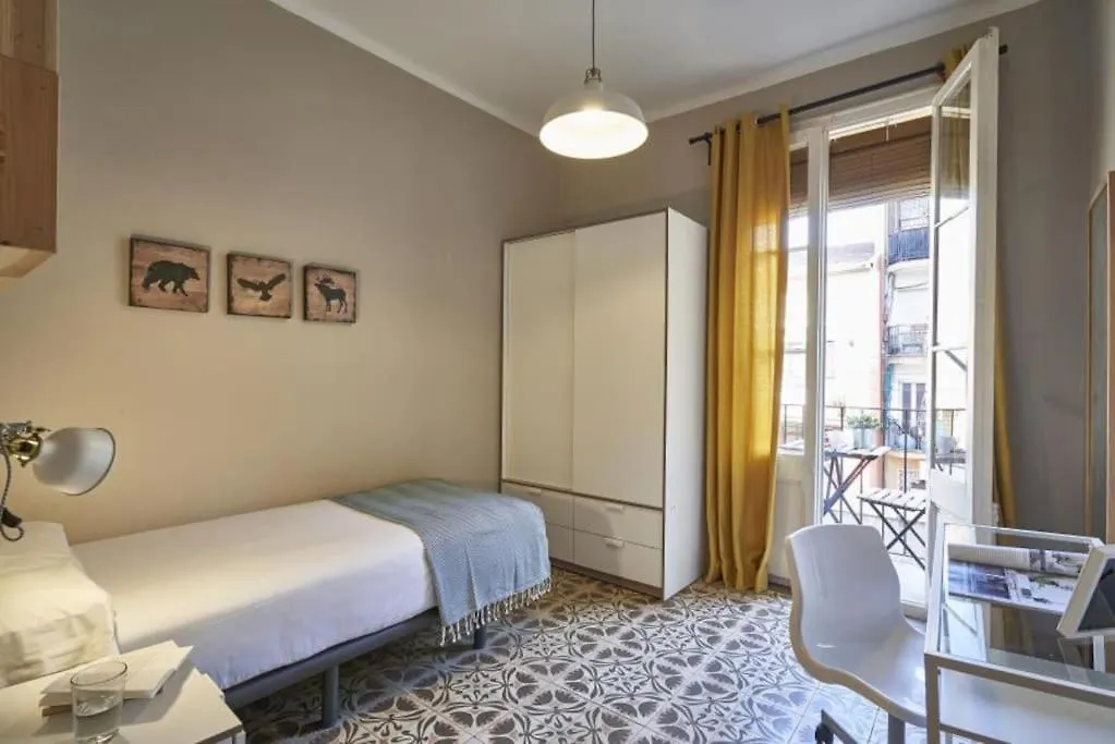 Bebarceloner Sants Apartments- 3 Bedroom Appartamento